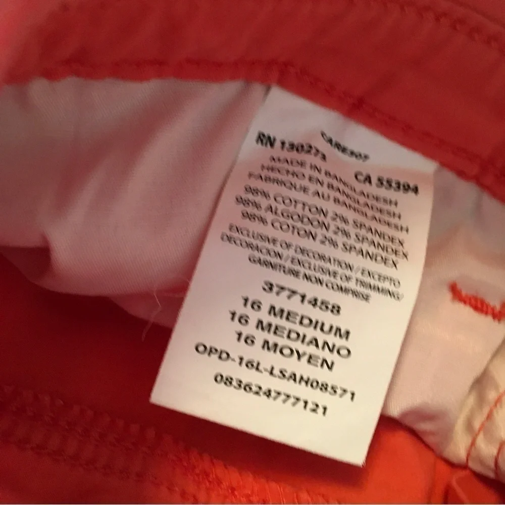 Lee Bermuda Shorts Peach Medium